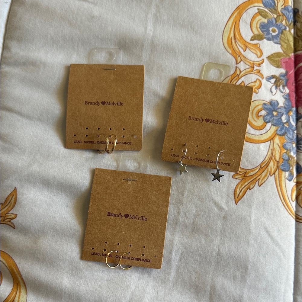Brandy Melville Gold Star and Hoop Earrings Trio